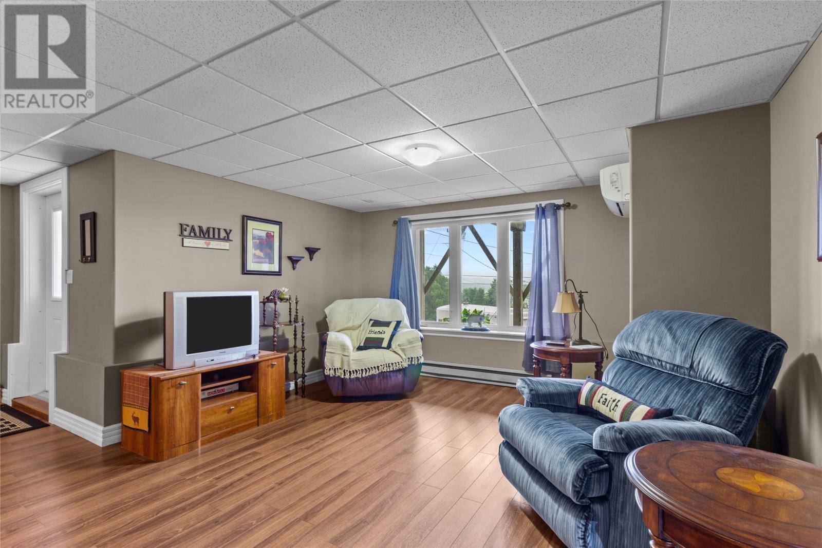45 Kestrel Drive, photo 30 of 50