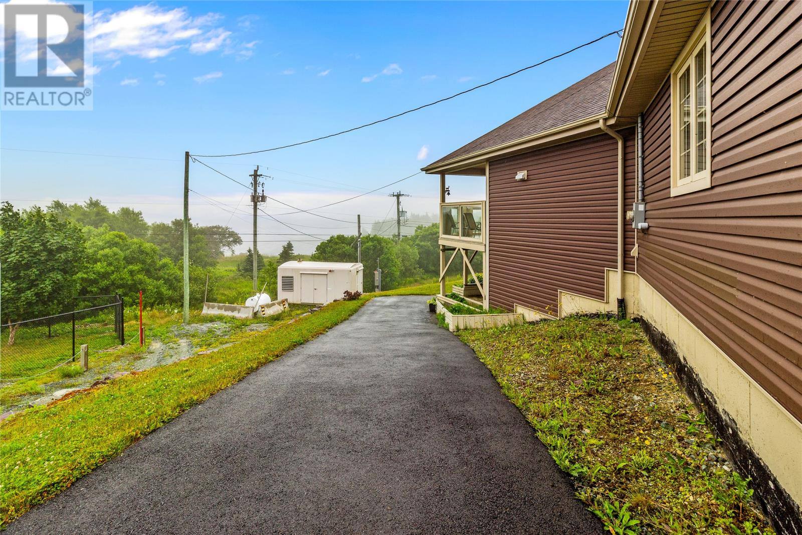 45 Kestrel Drive, photo 40 of 50