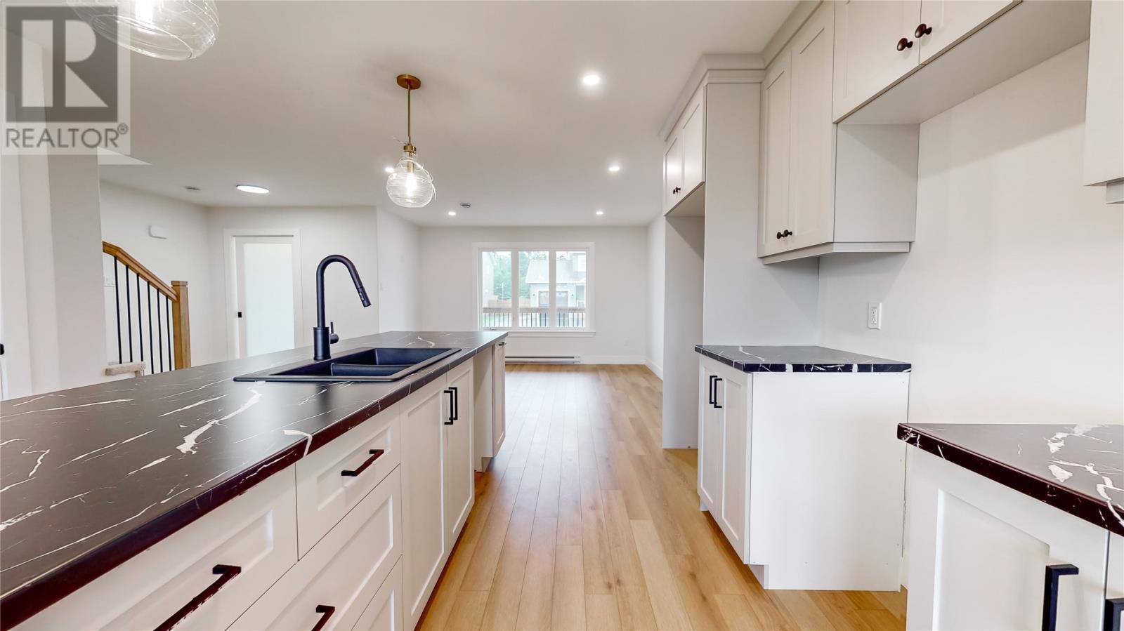 8 Walnut Street, photo 12 of 24