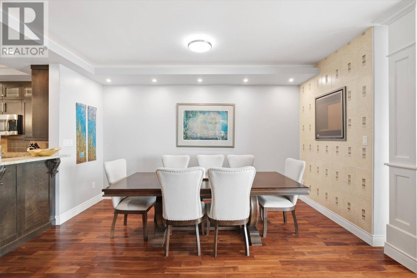 28 Lions Crescent Unit#6, photo 11 of 41