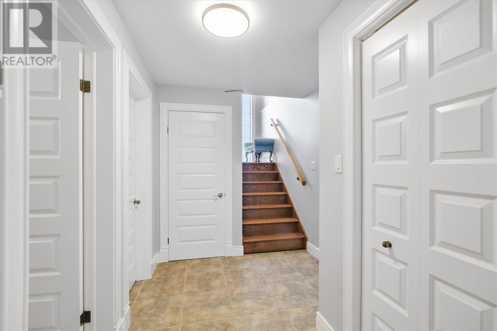 28 Lions Crescent Unit#6, photo 28 of 41