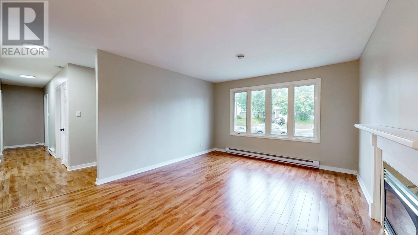 215 Canada Drive, photo 6 of 44