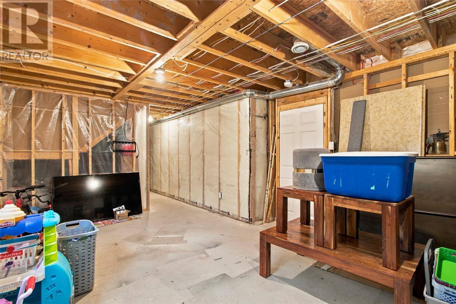 11 Glen Abbey Street, photo 34 of 44