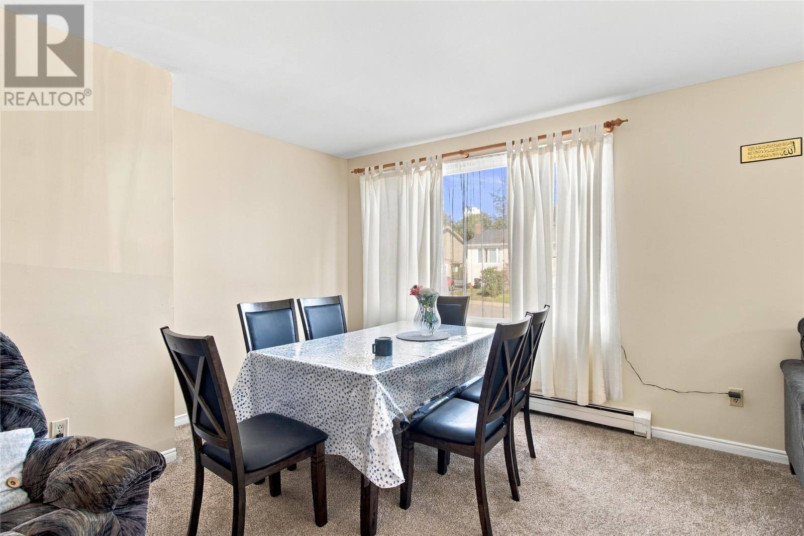 51 Boyle Street, photo 8 of 30