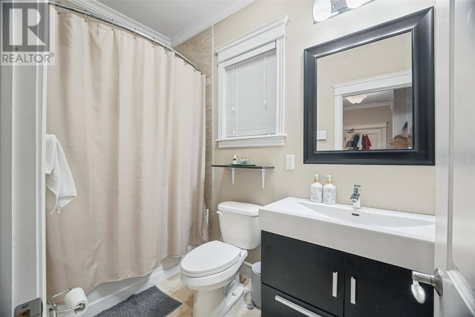 17 Livingstone Street, photo 17 of 44