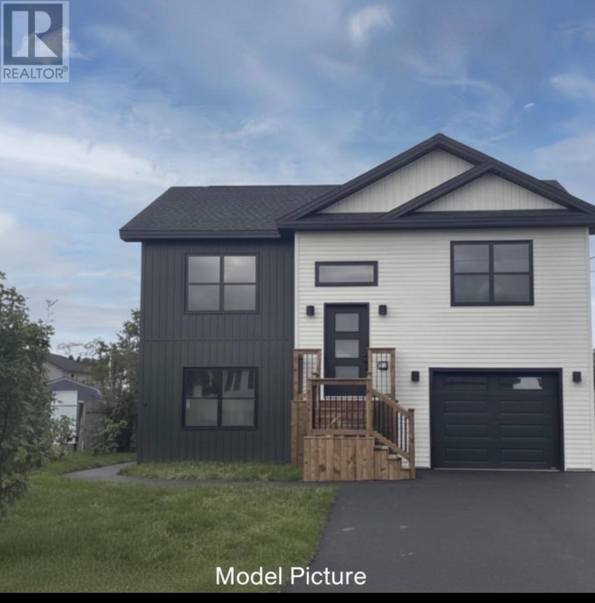 16 Forest Road, photo 1 of 1
