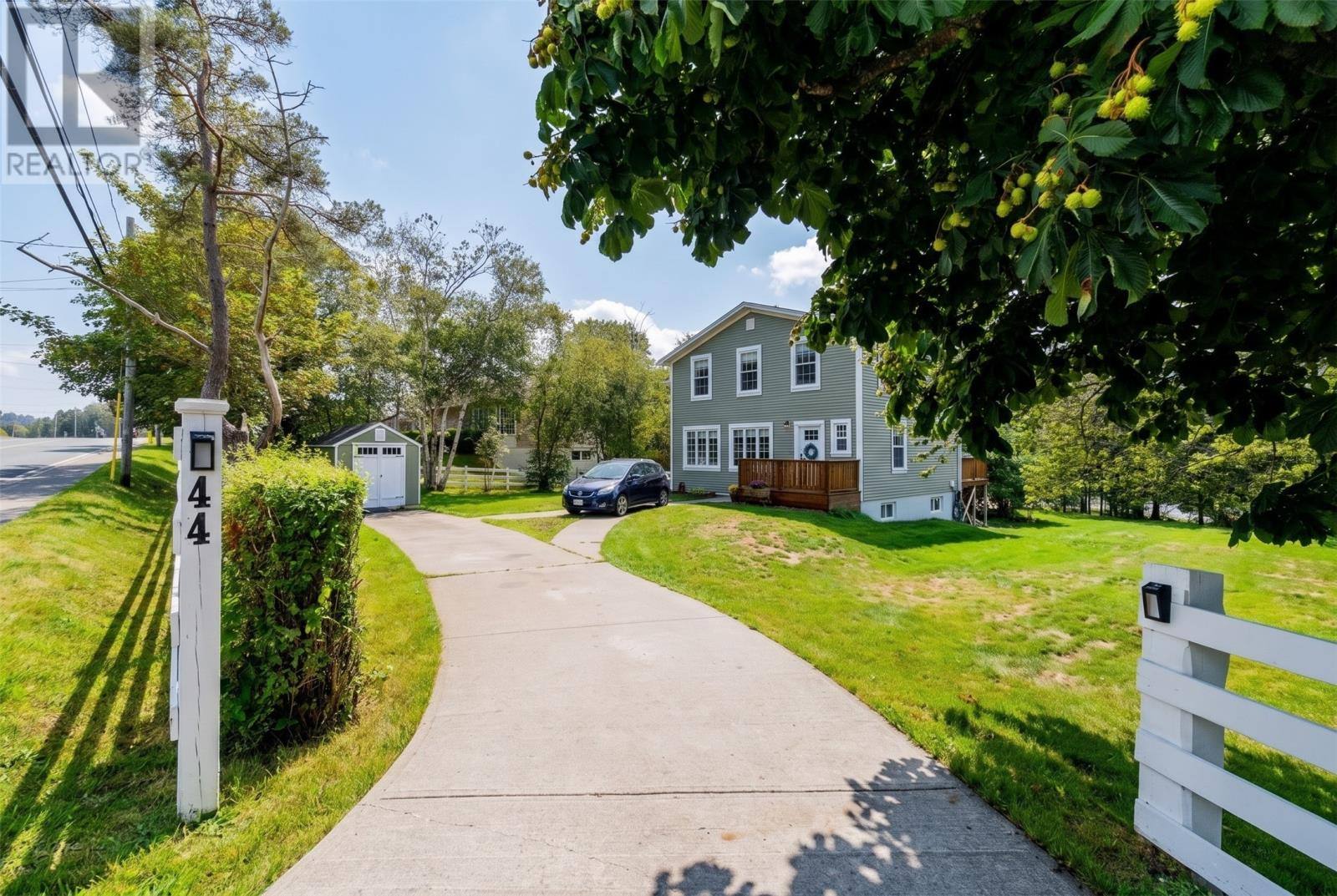 44 Bay Bulls Road, photo 1 of 38