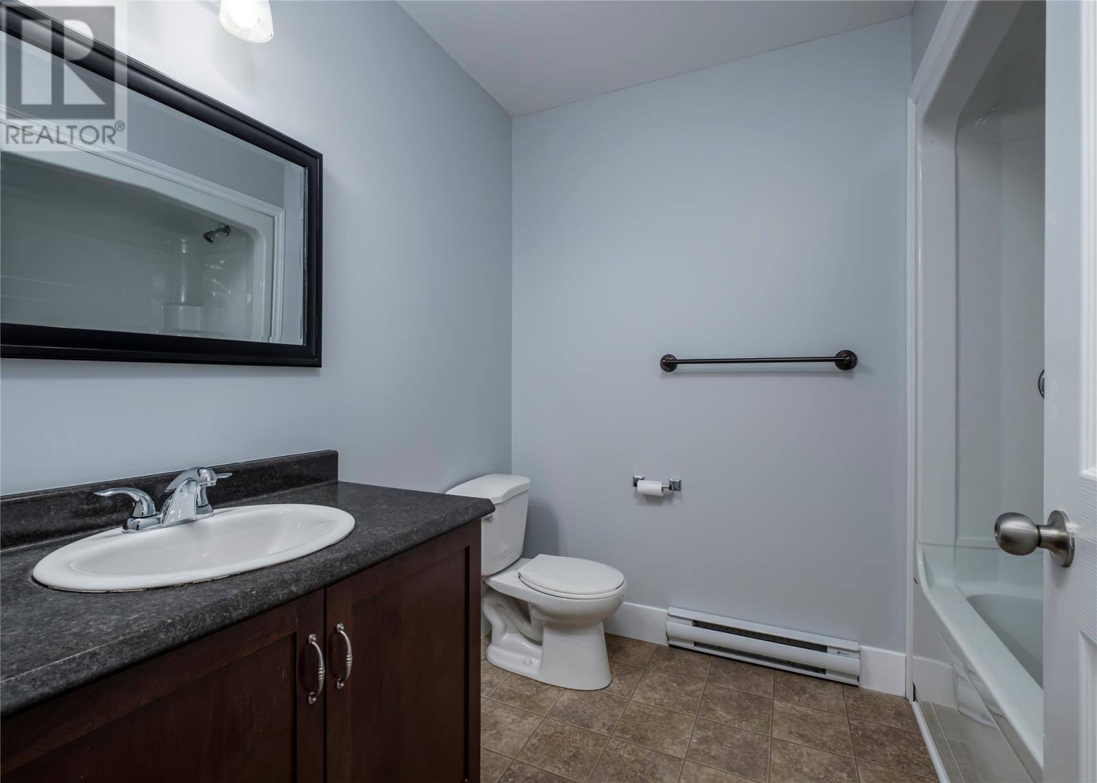 5 Mayfair Avenue, photo 14 of 40