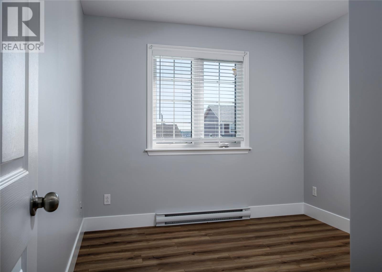 5 Mayfair Avenue, photo 23 of 40