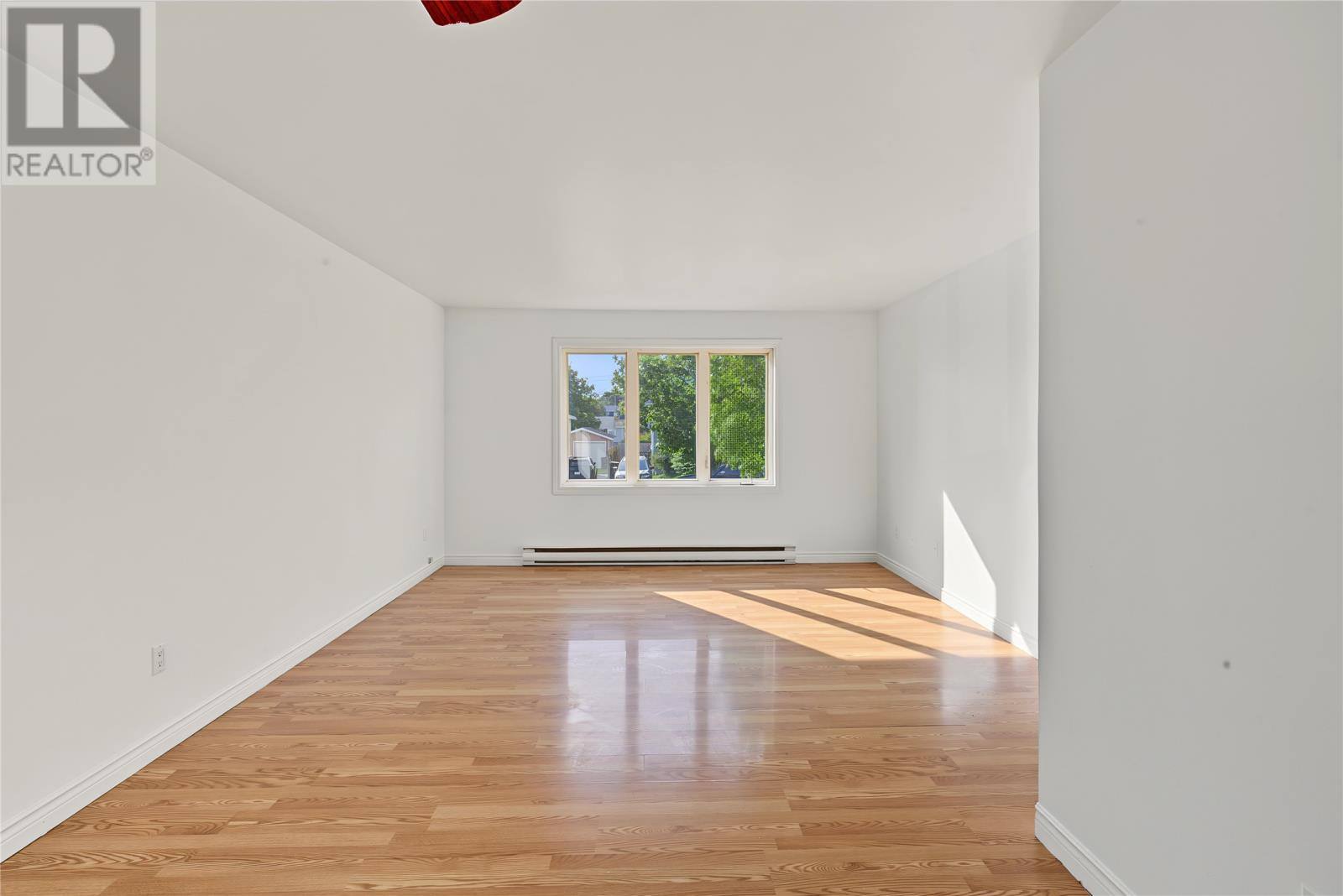 24 Gary Drive, photo 5 of 50