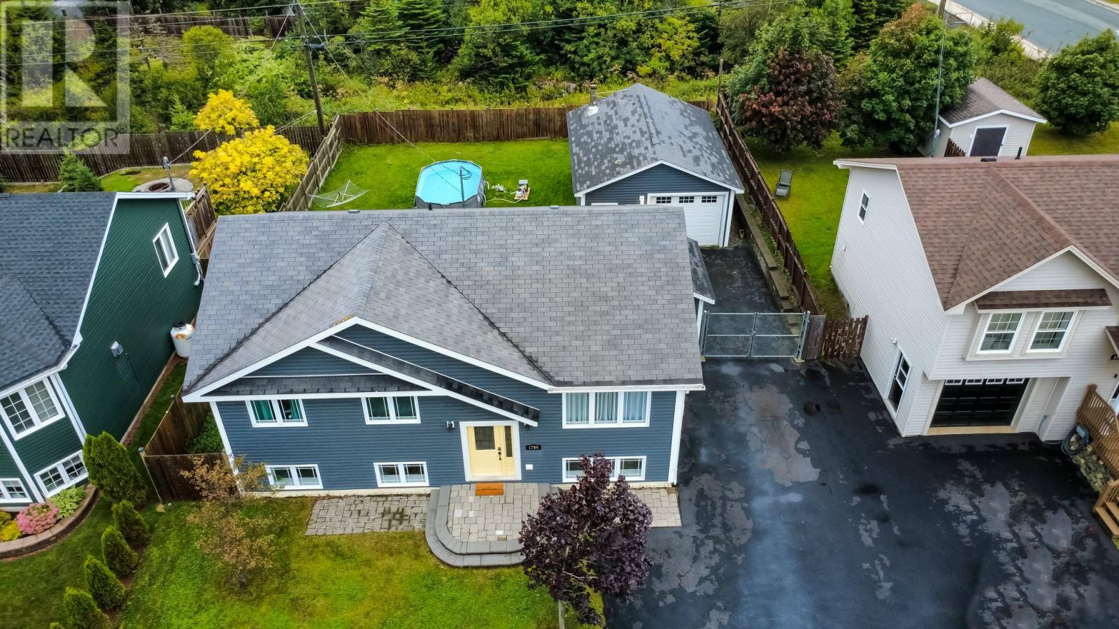 1796 Topsail Road, photo 1 of 46