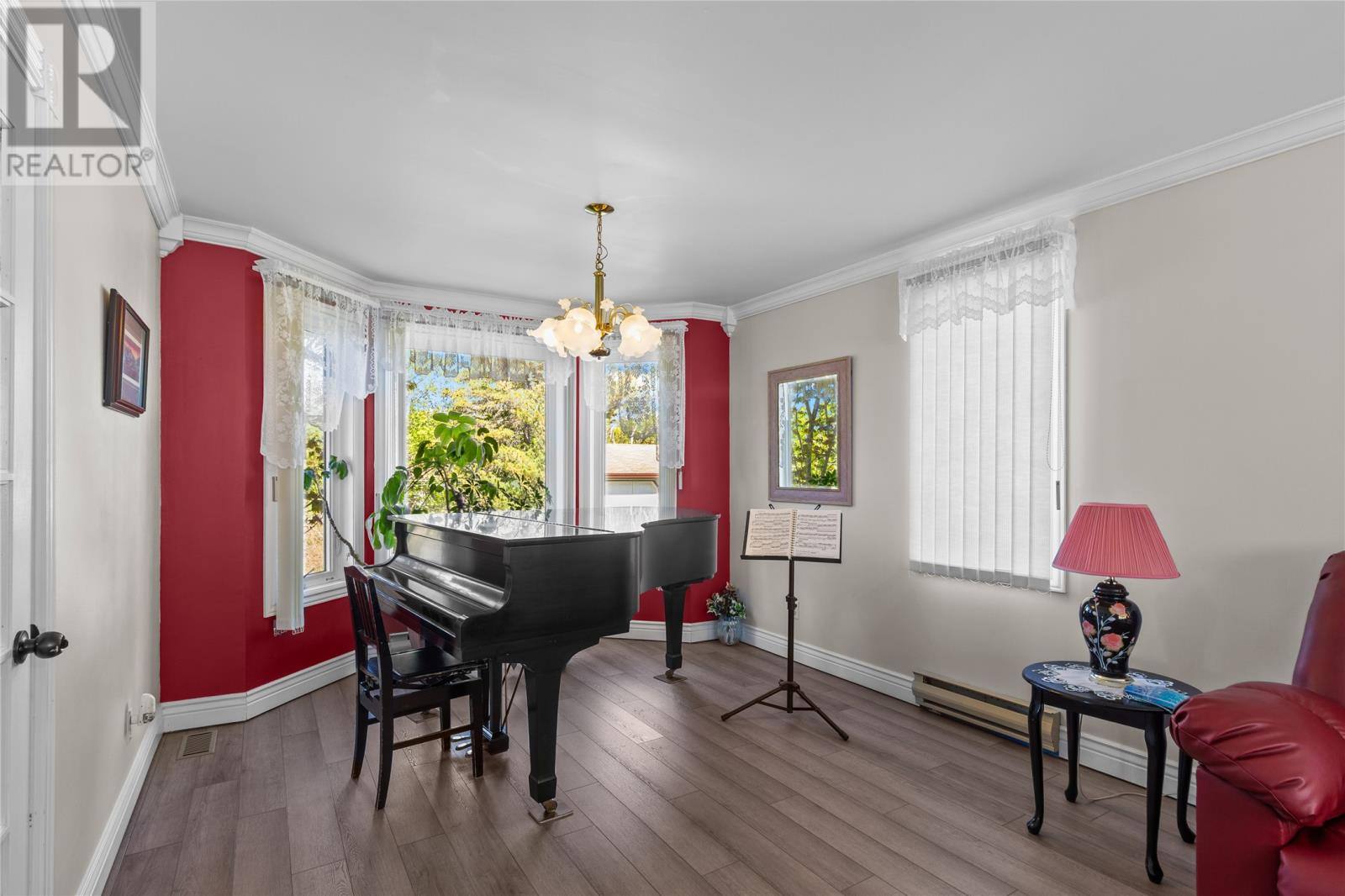 28 Dawes Hill Road, photo 20 of 45