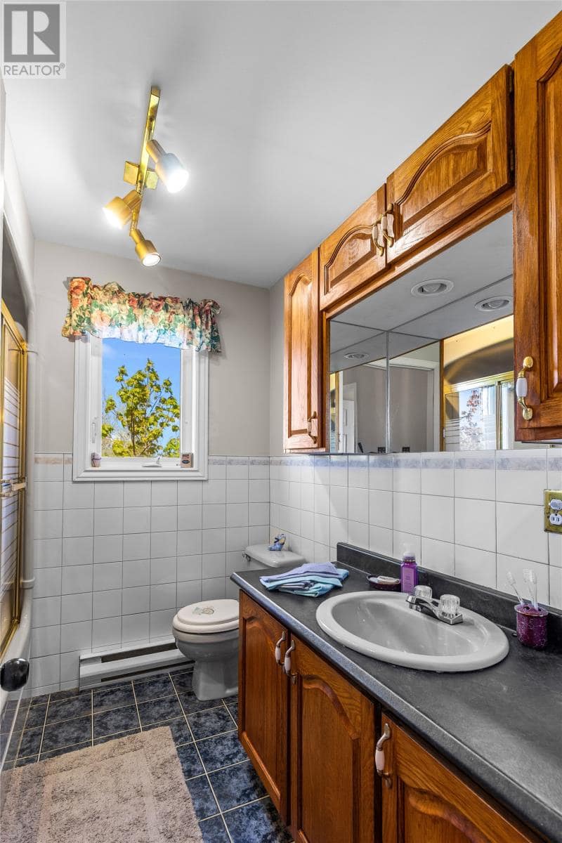 28 Dawes Hill Road, photo 34 of 45