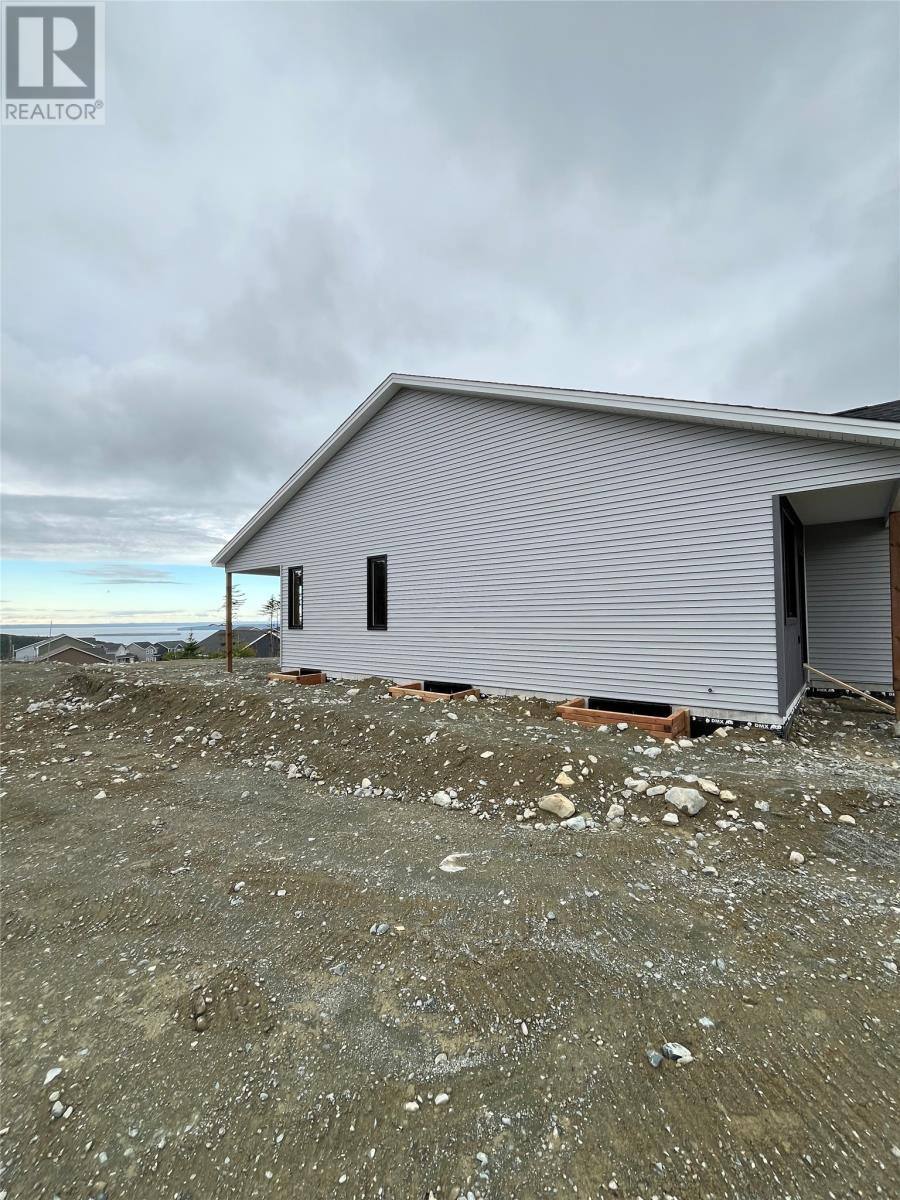 40 Tulip Ridge, photo 6 of 6
