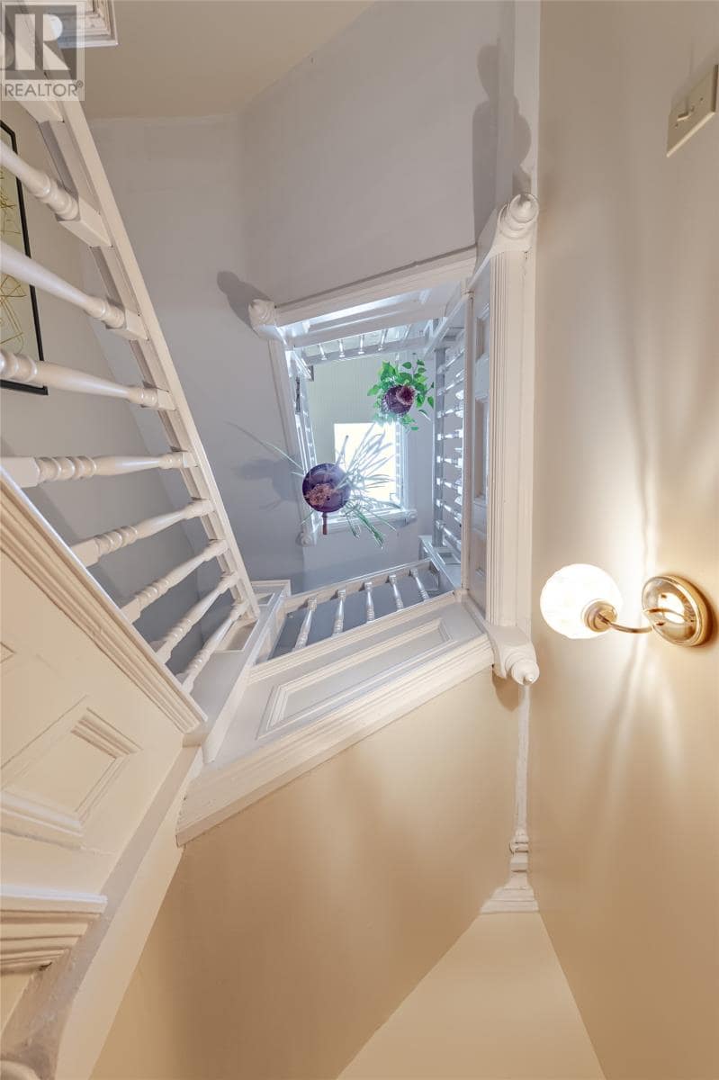 12 Victoria Street, photo 11 of 50