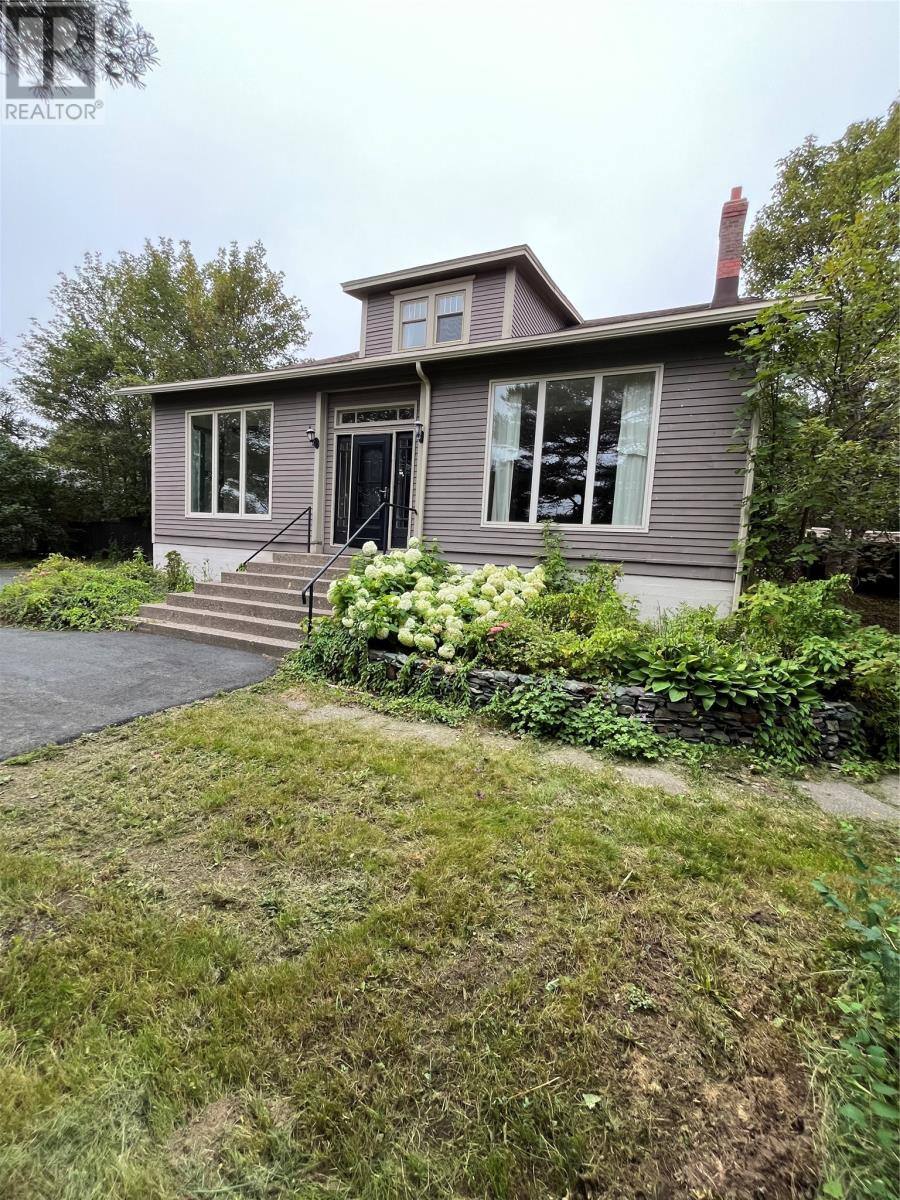300 Topsail Road, photo 1 of 35