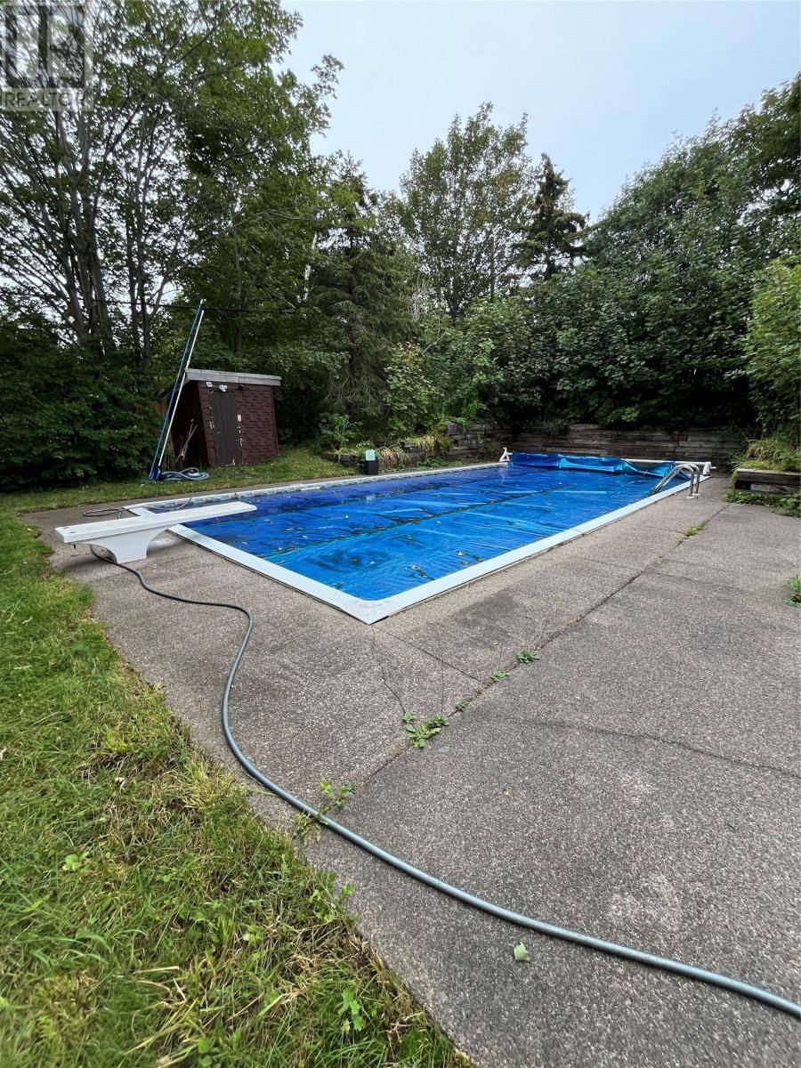 300 Topsail Road, photo 4 of 35