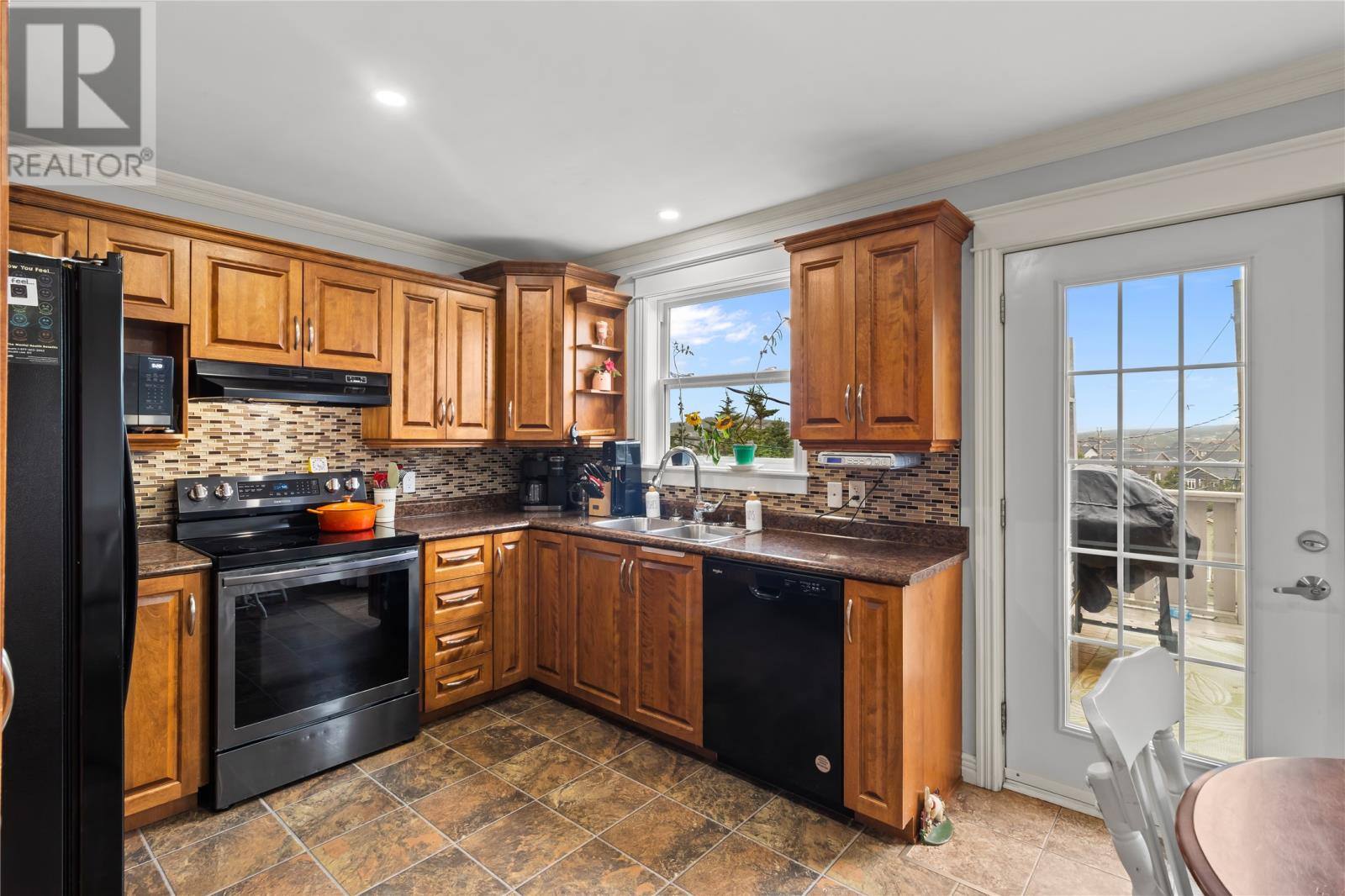 20 Vambury Street, photo 4 of 32