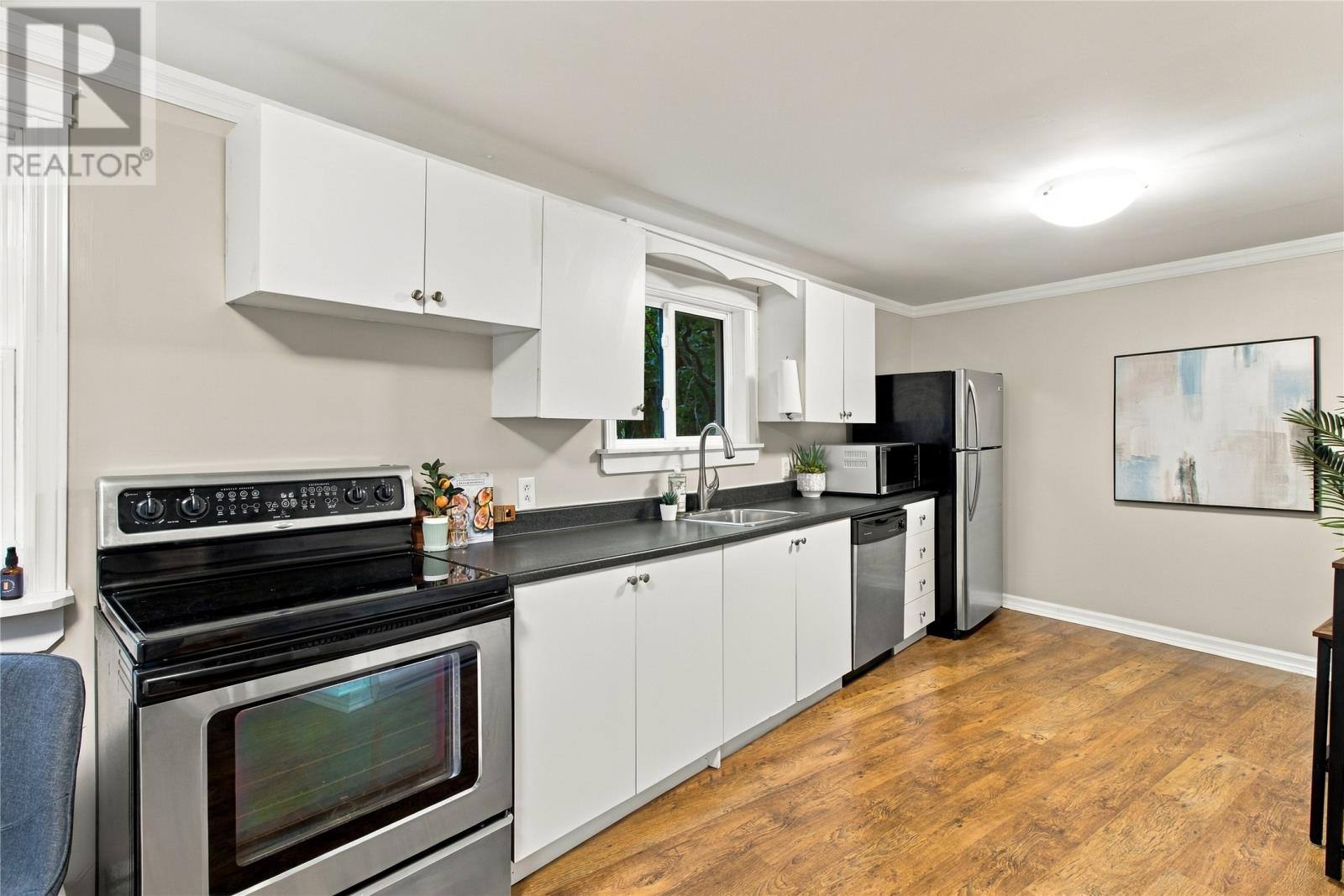 46 Beaumont Street, photo 11 of 27