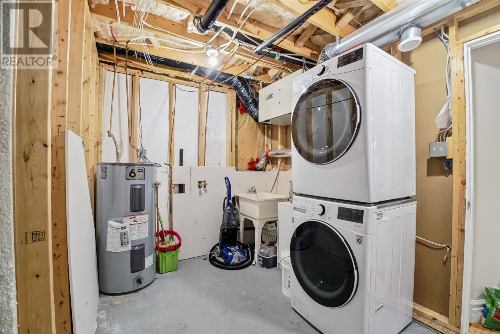 161 Lanark Drive, photo 31 of 39