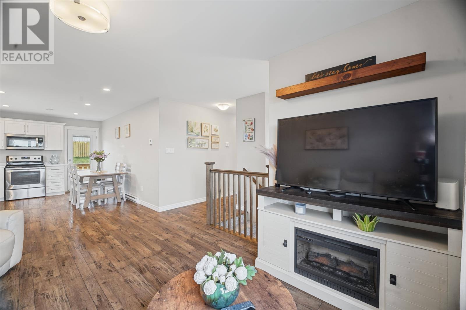 6 Timber Place, photo 5 of 26