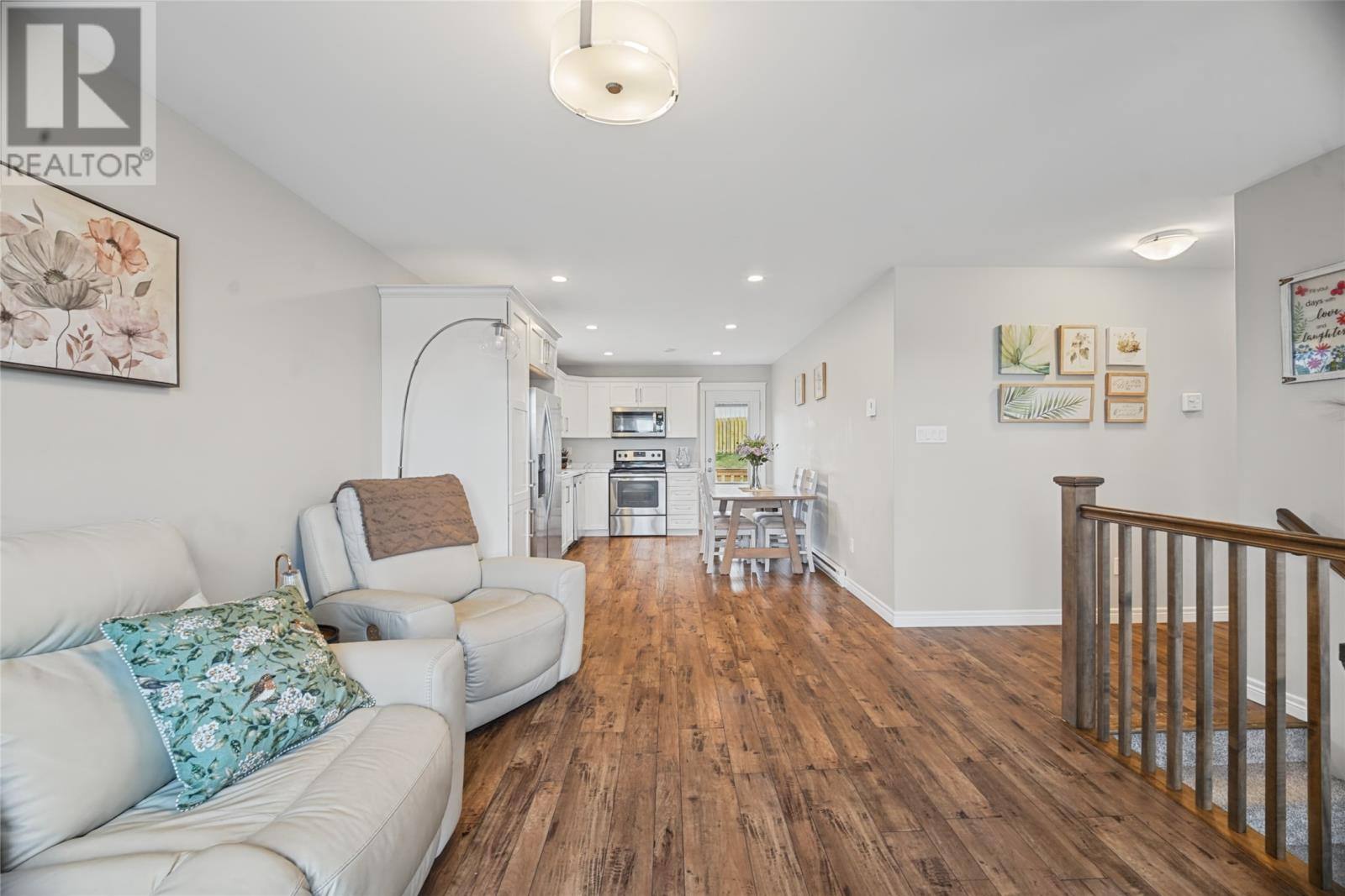 6 Timber Place, photo 6 of 26