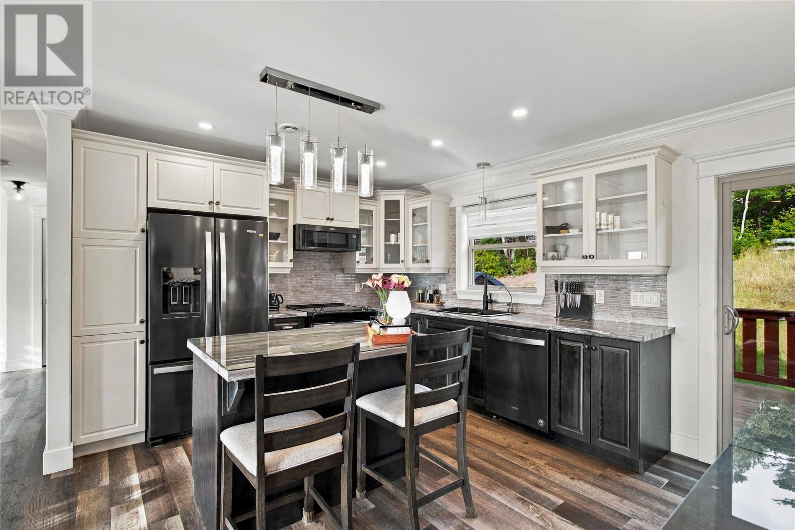 58 Oaken Drive, photo 8 of 36
