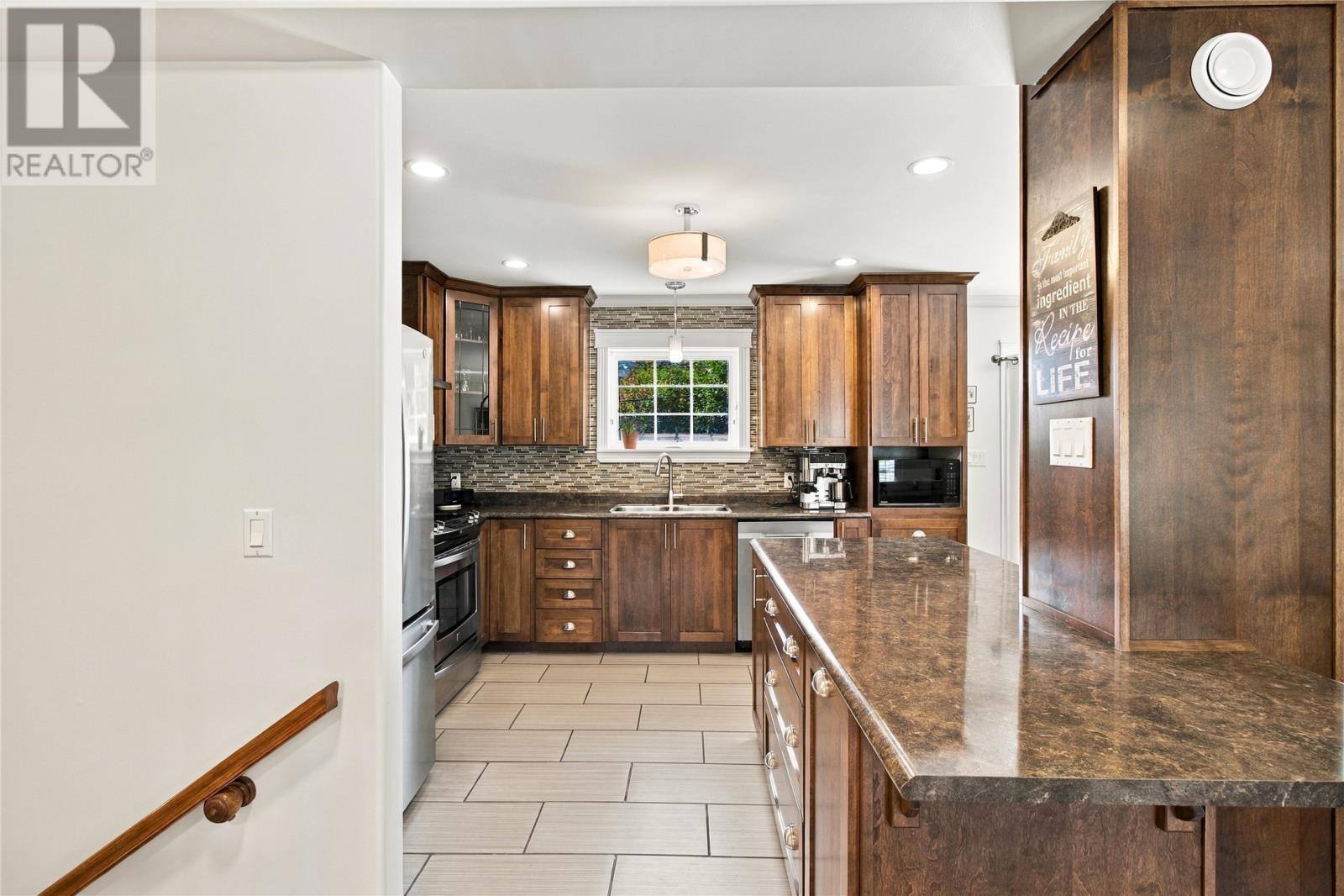 12 Brookfield Road, photo 10 of 46