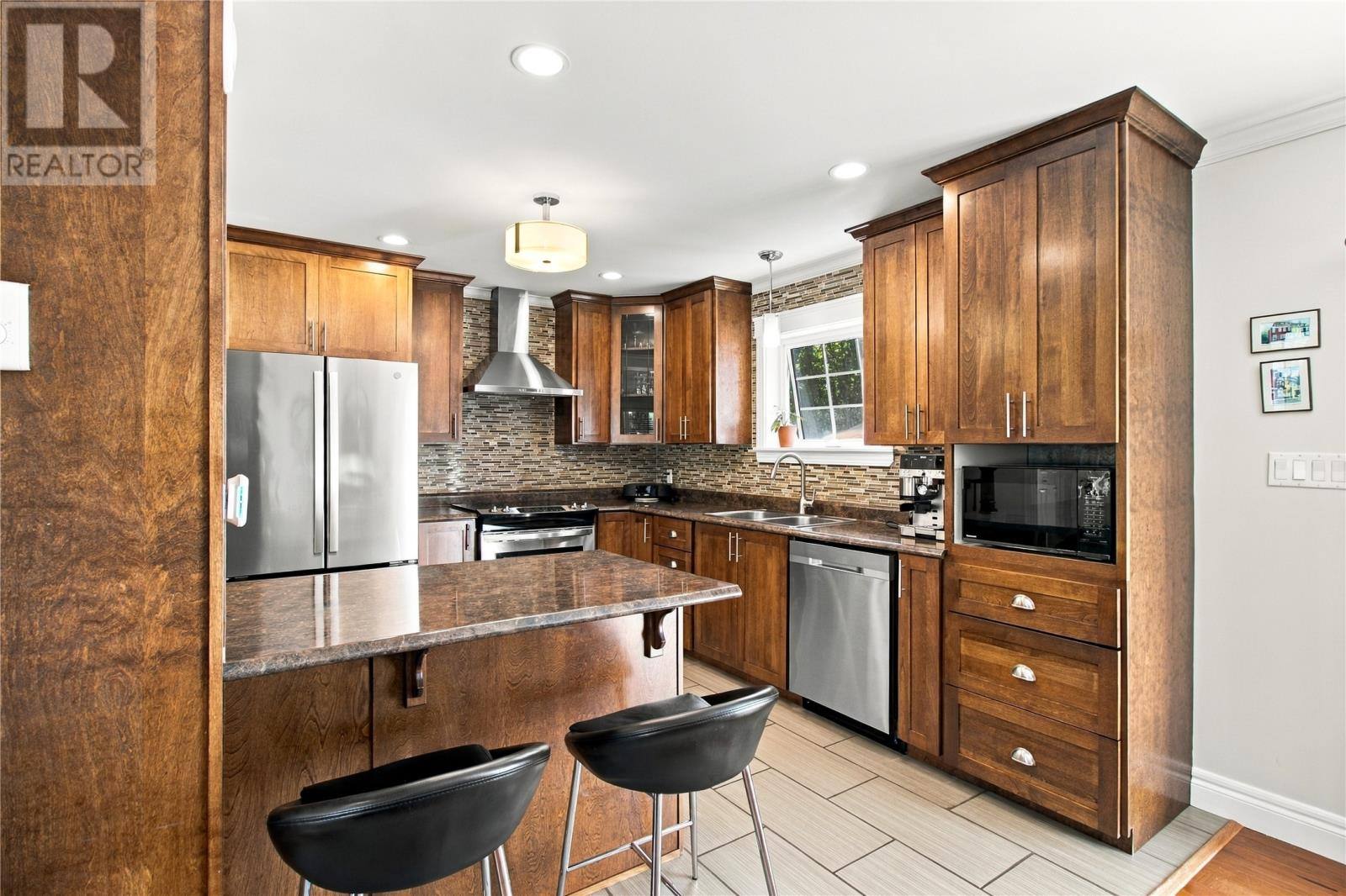 12 Brookfield Road, photo 13 of 46