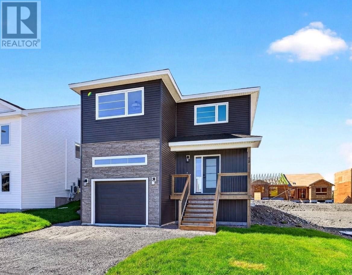 88 Trenton Drive, photo 1 of 20
