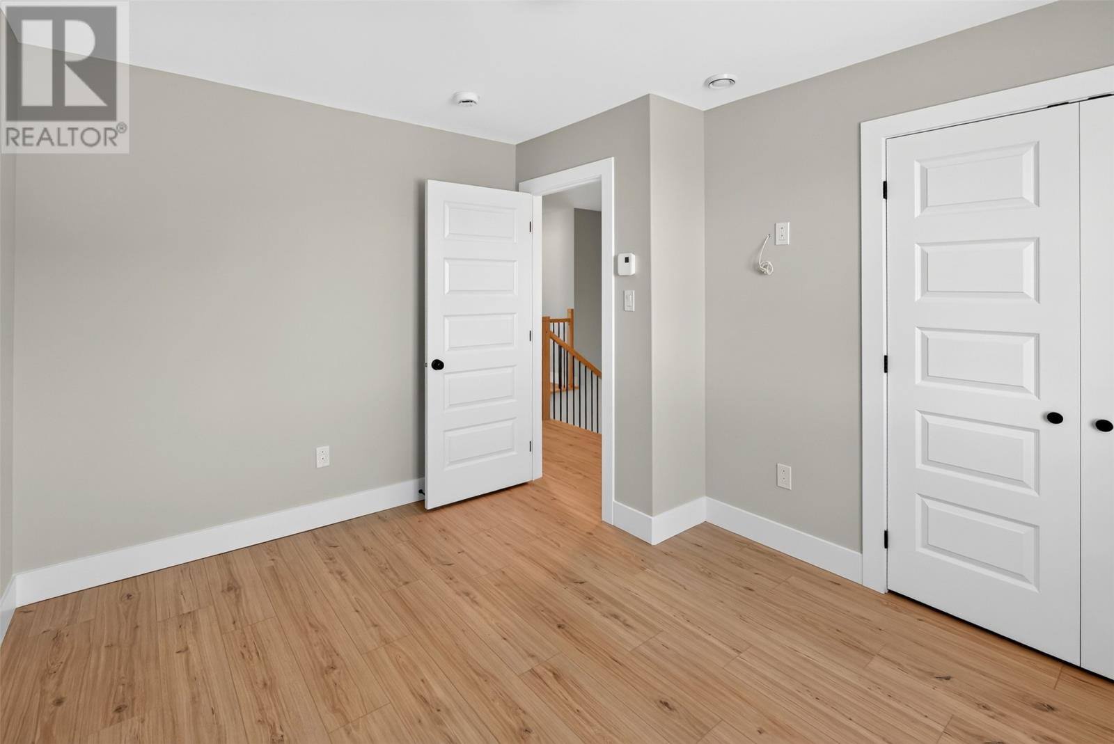 88 Trenton Drive, photo 17 of 20