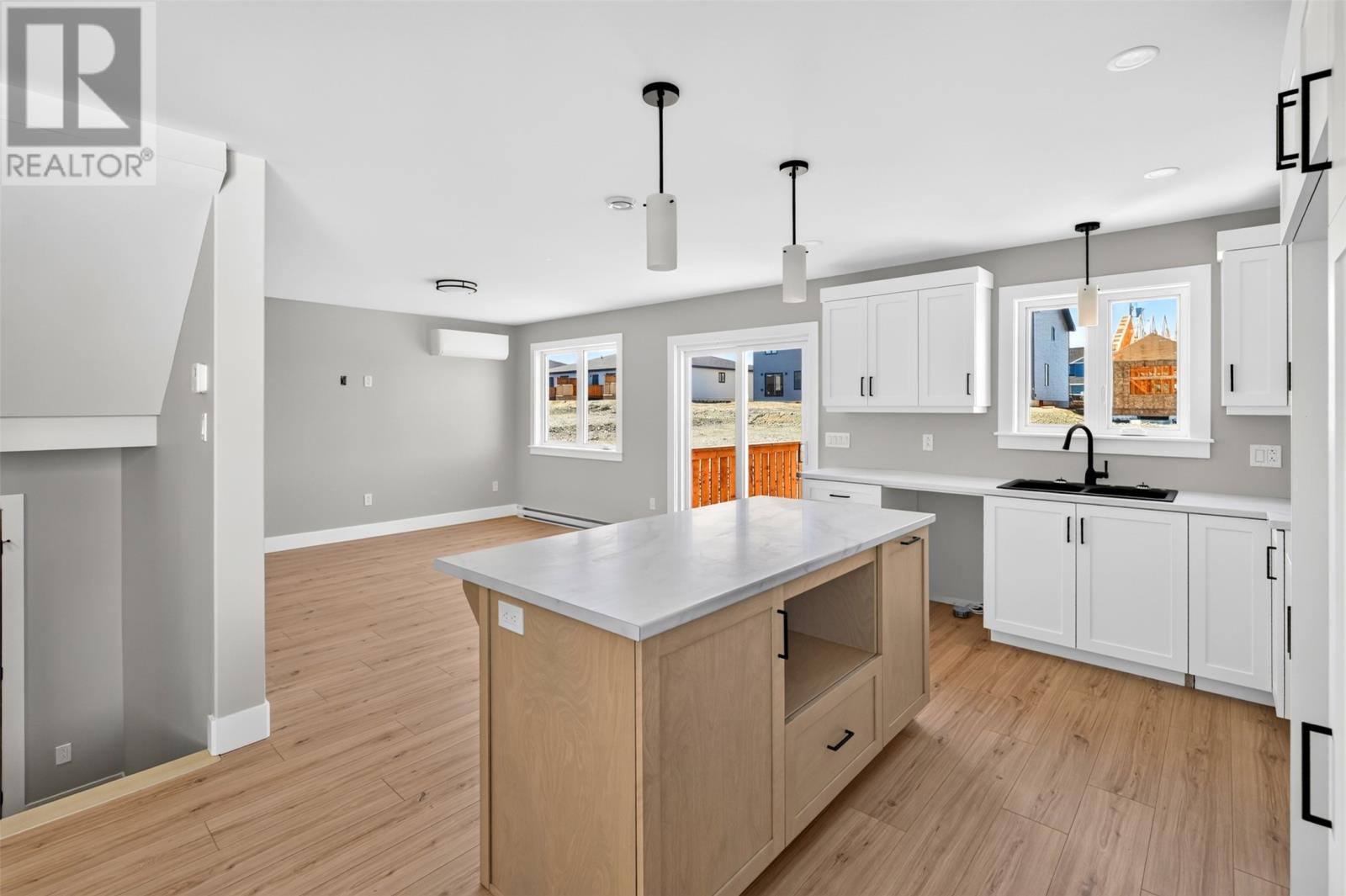 88 Trenton Drive, photo 3 of 20