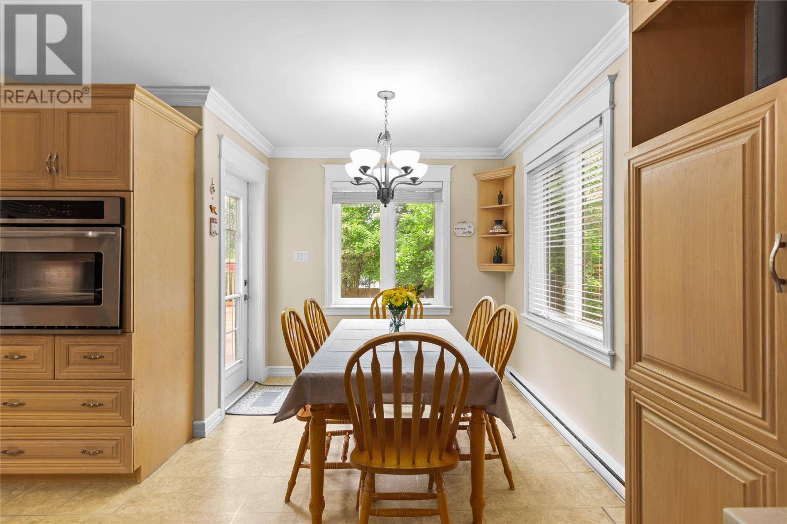 48 Squires Avenue, photo 18 of 49