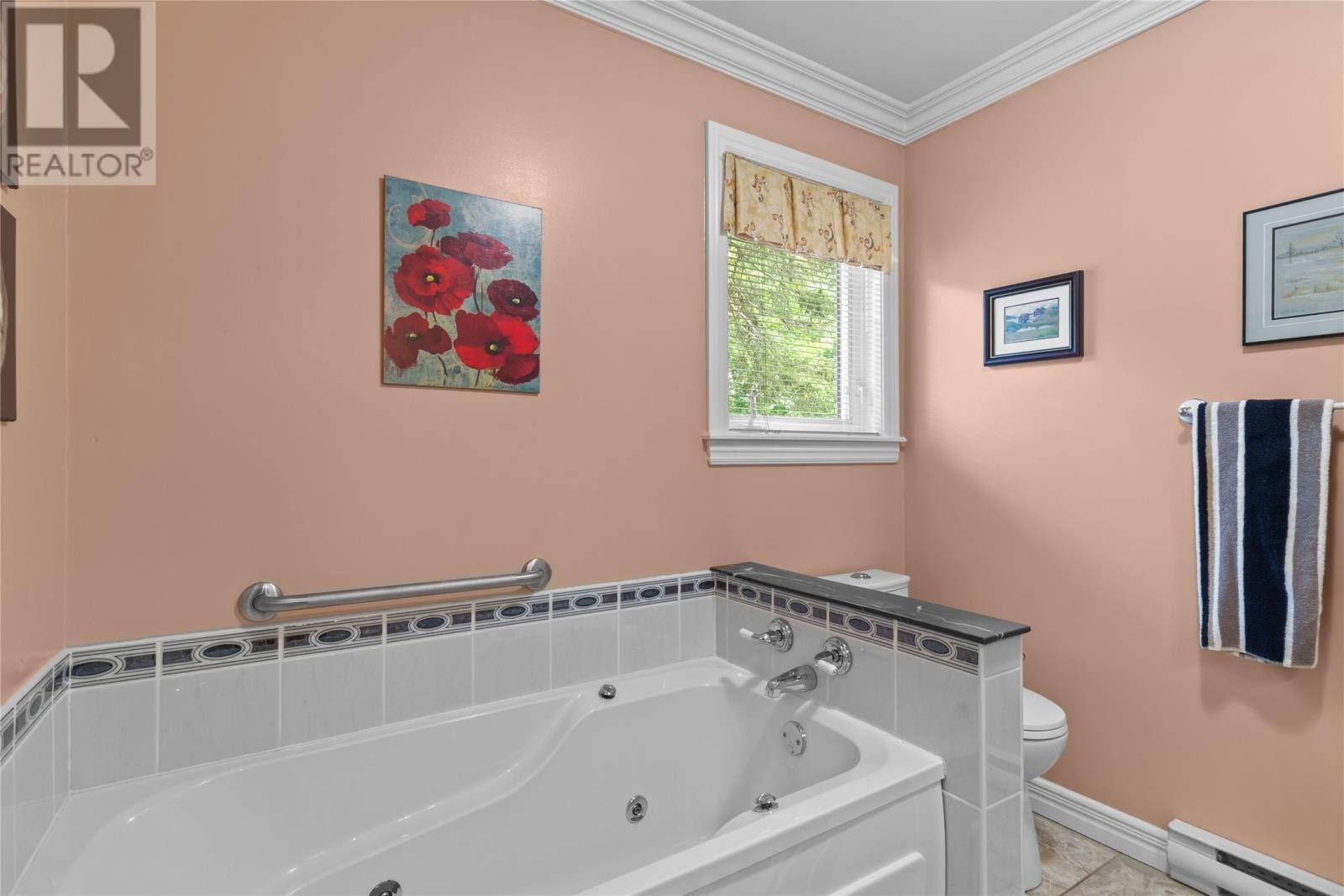 48 Squires Avenue, photo 23 of 49