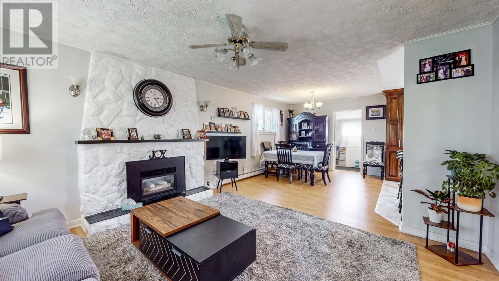 11 Irving Drive, photo 8 of 19