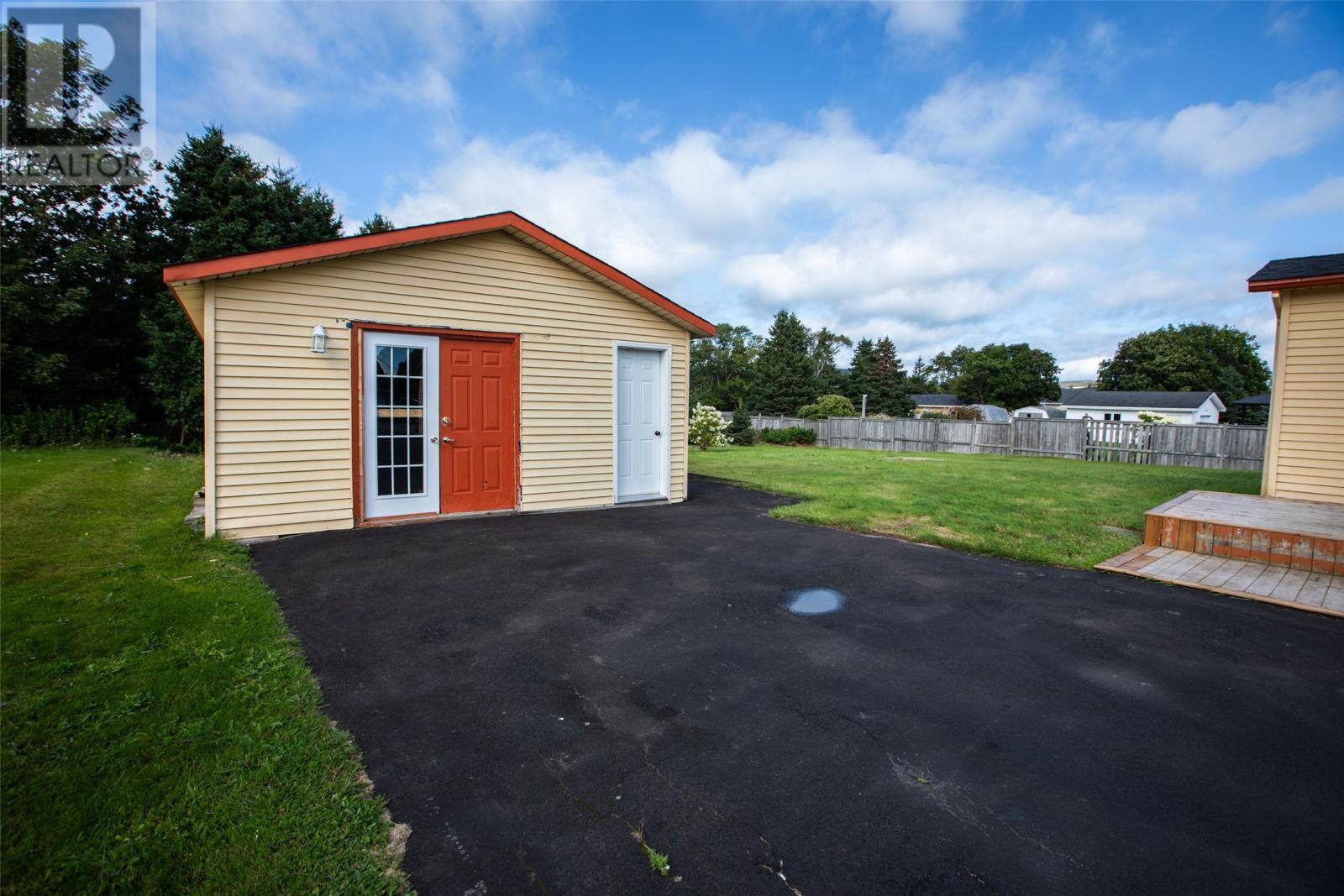 40 Bartons Road, photo 6 of 48