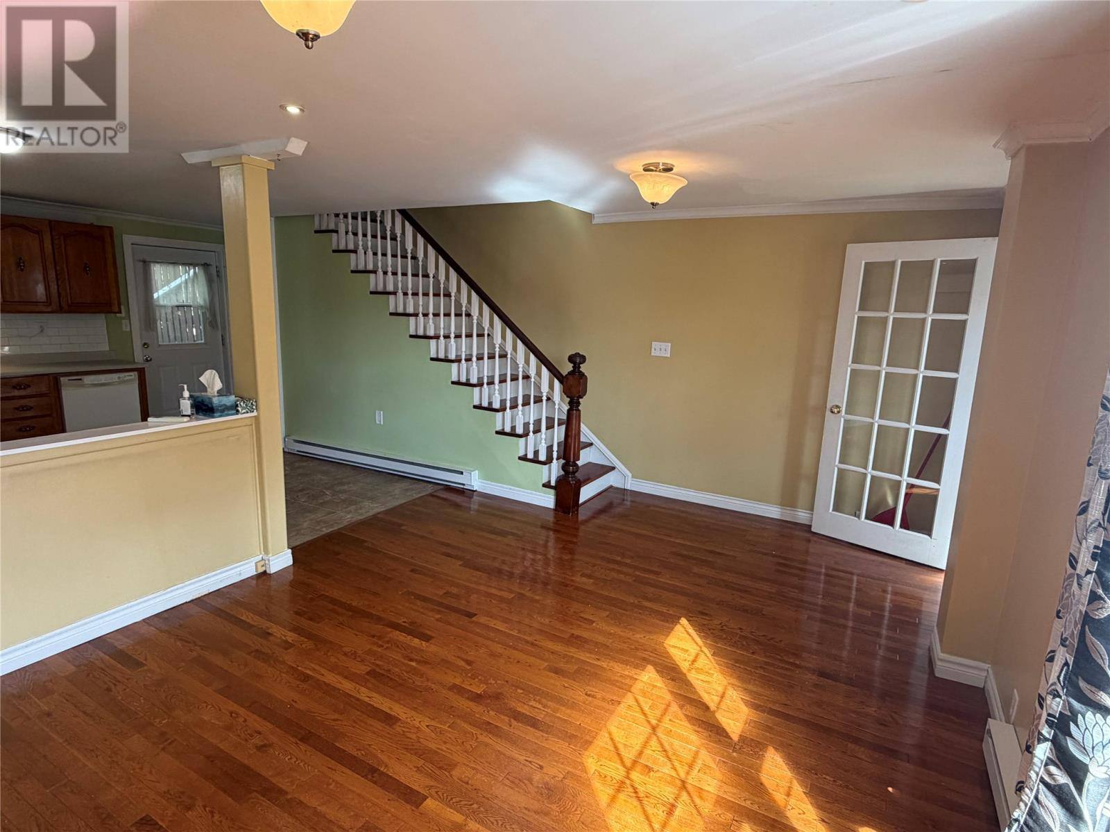30 Monroe Street, photo 5 of 24