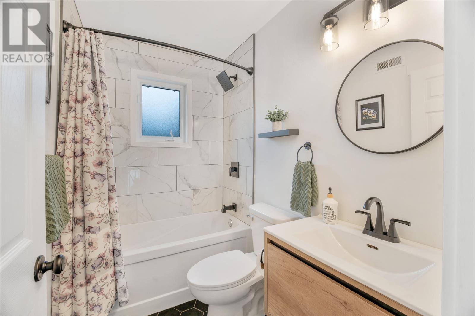 37 Dungarvan Street, photo 10 of 20