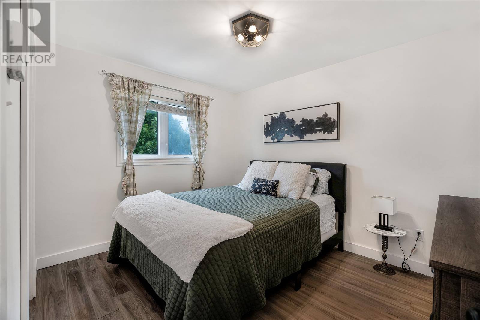 37 Dungarvan Street, photo 9 of 20