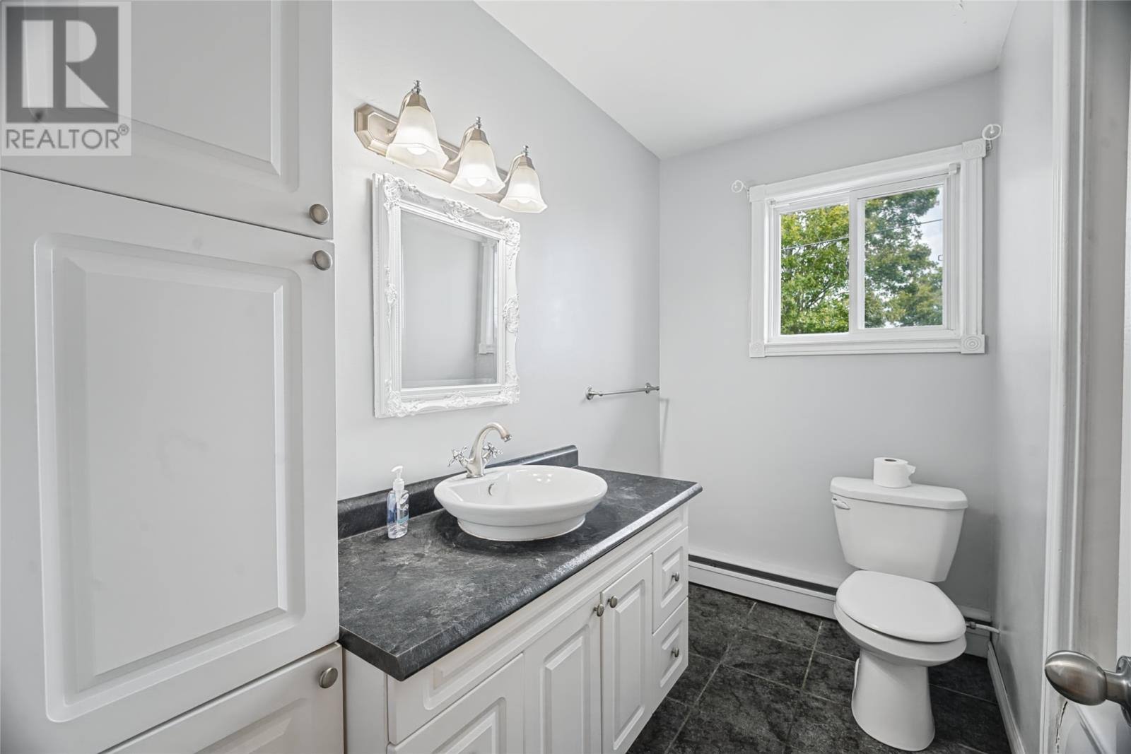 26 Firgreen Avenue, photo 11 of 31