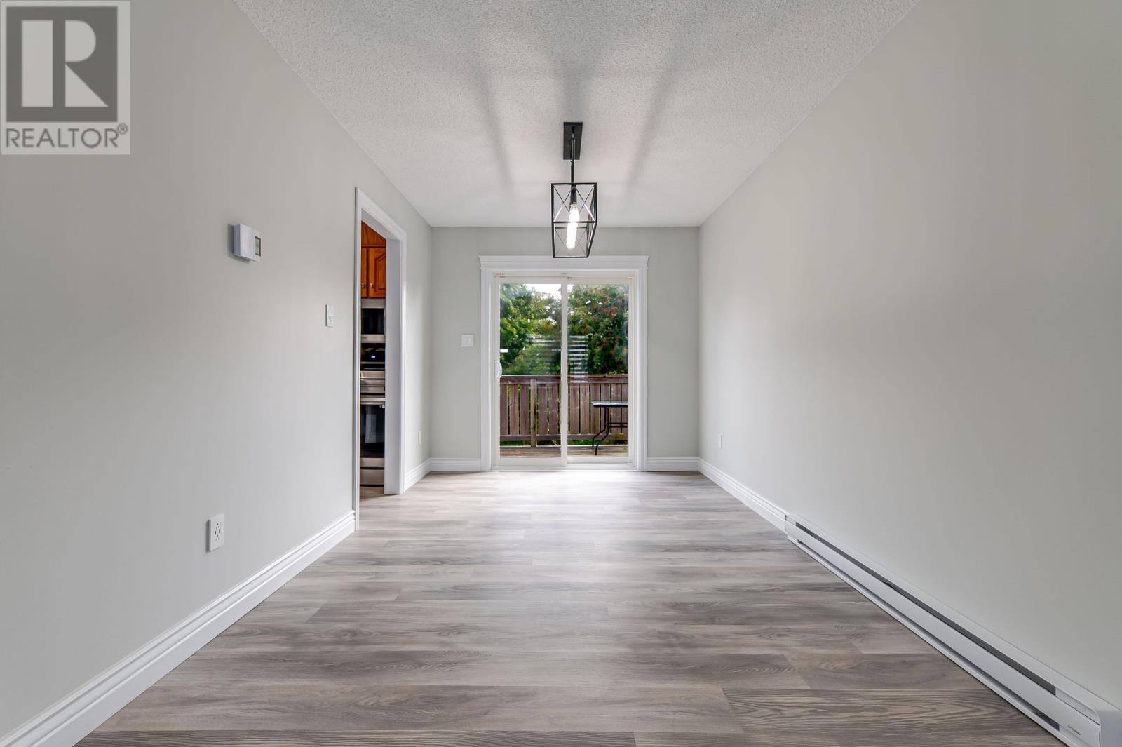36 Moores Drive, photo 15 of 48
