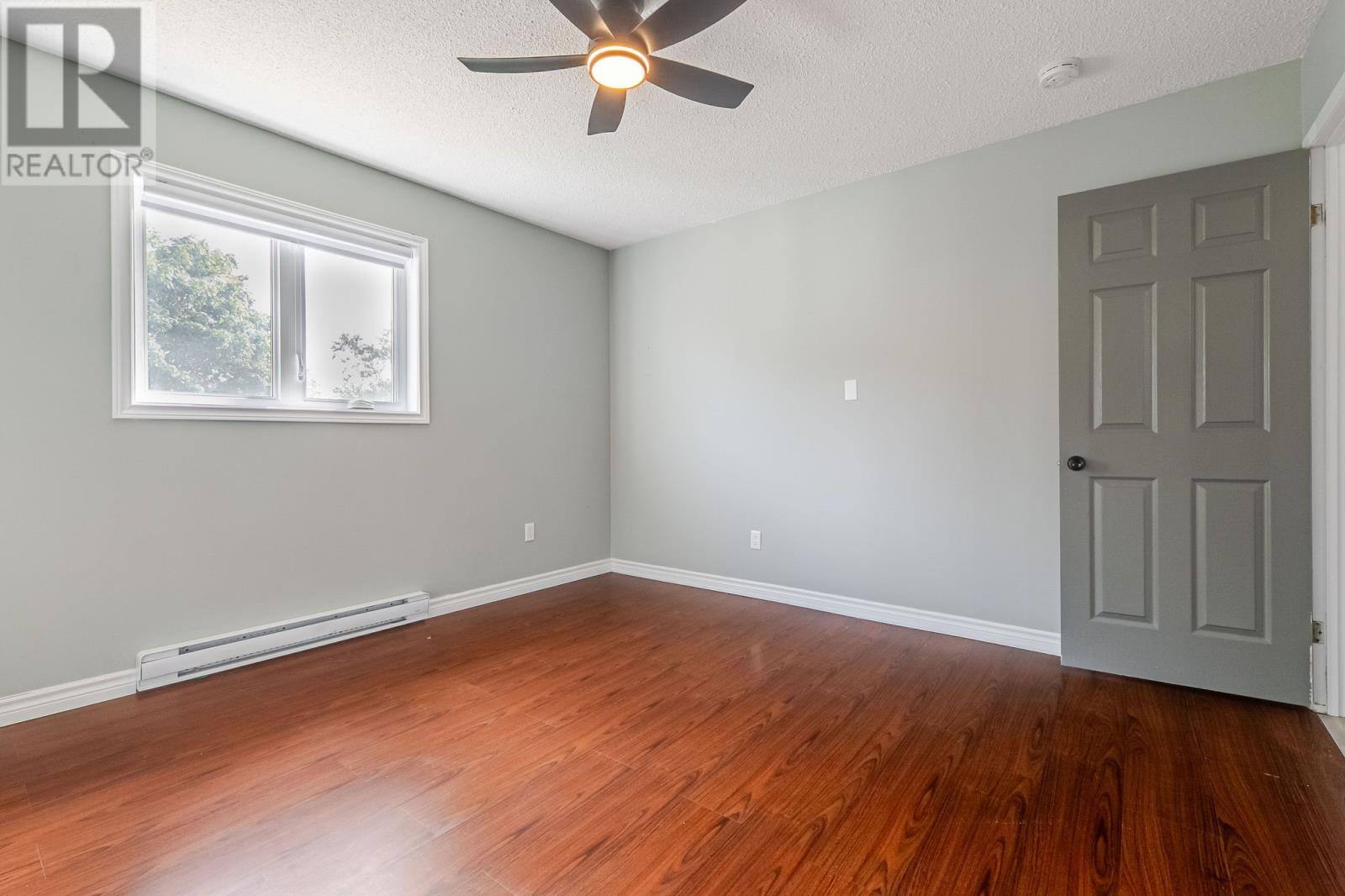 36 Moores Drive, photo 18 of 48