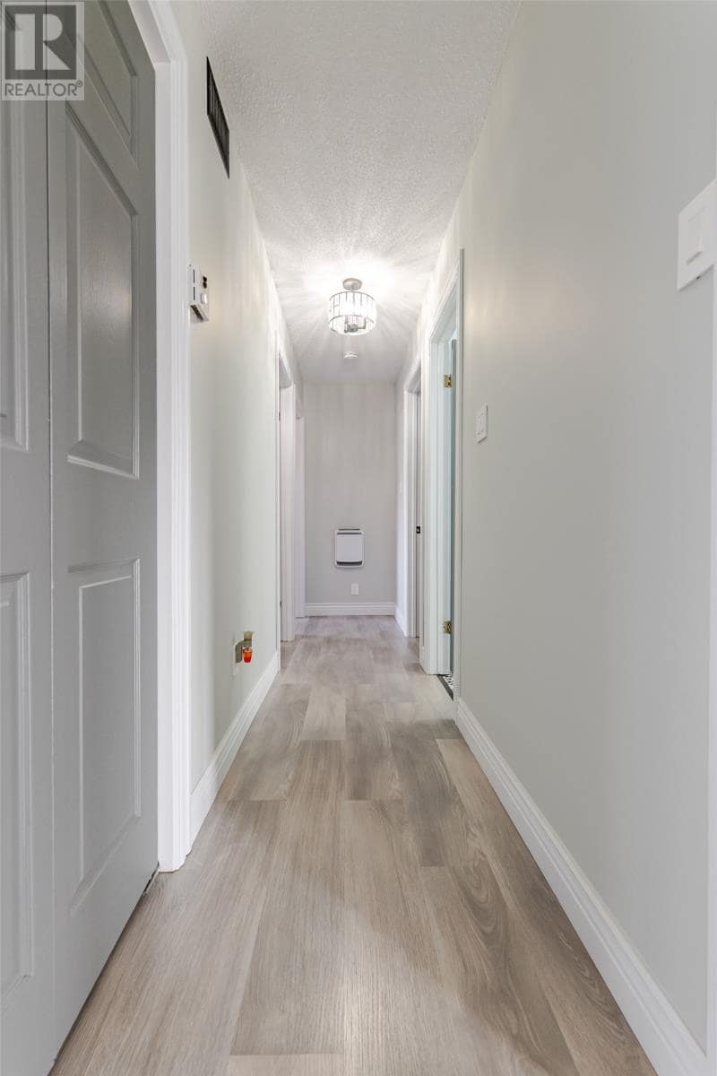 36 Moores Drive, photo 24 of 48