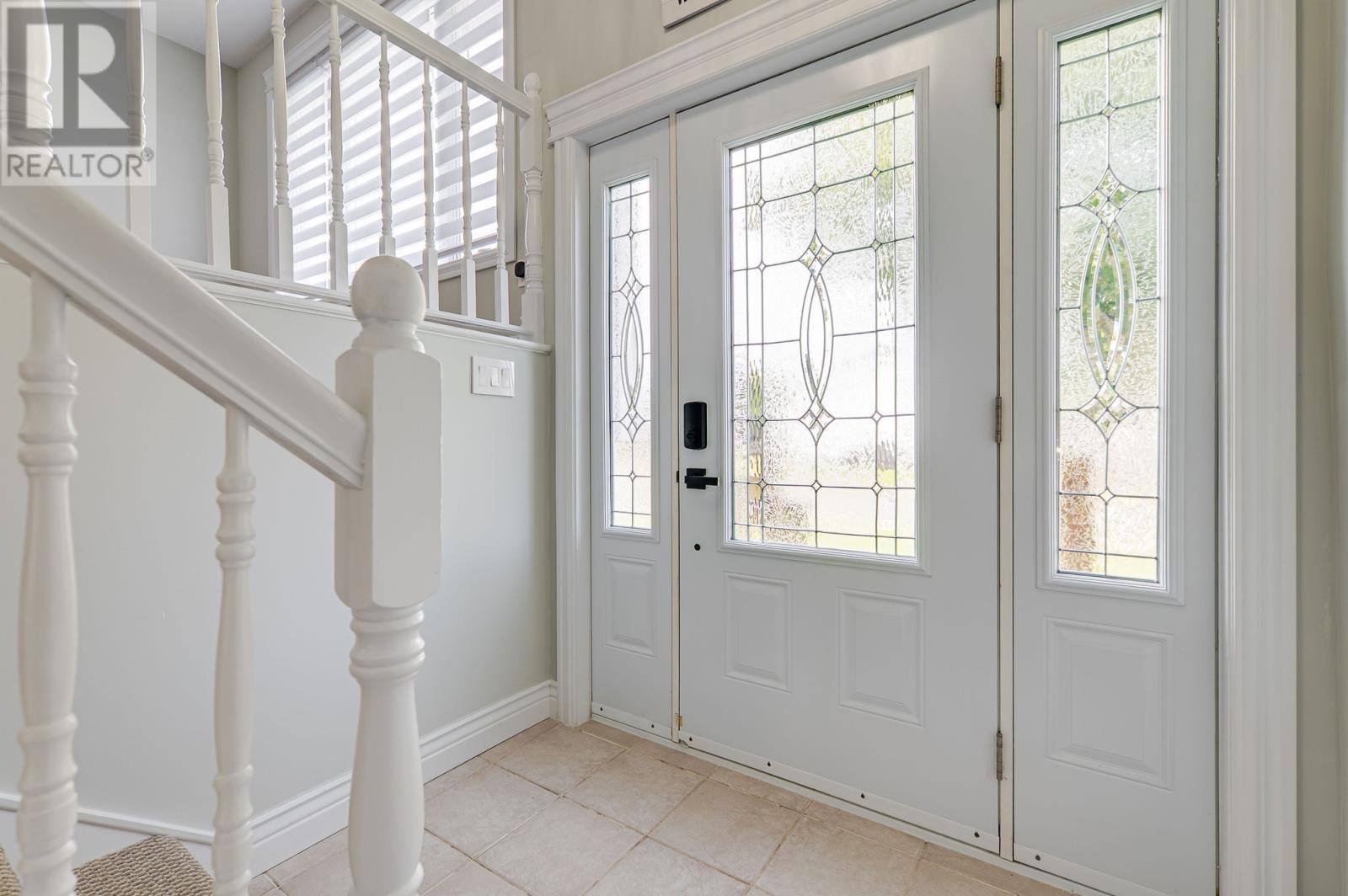 36 Moores Drive, photo 4 of 48