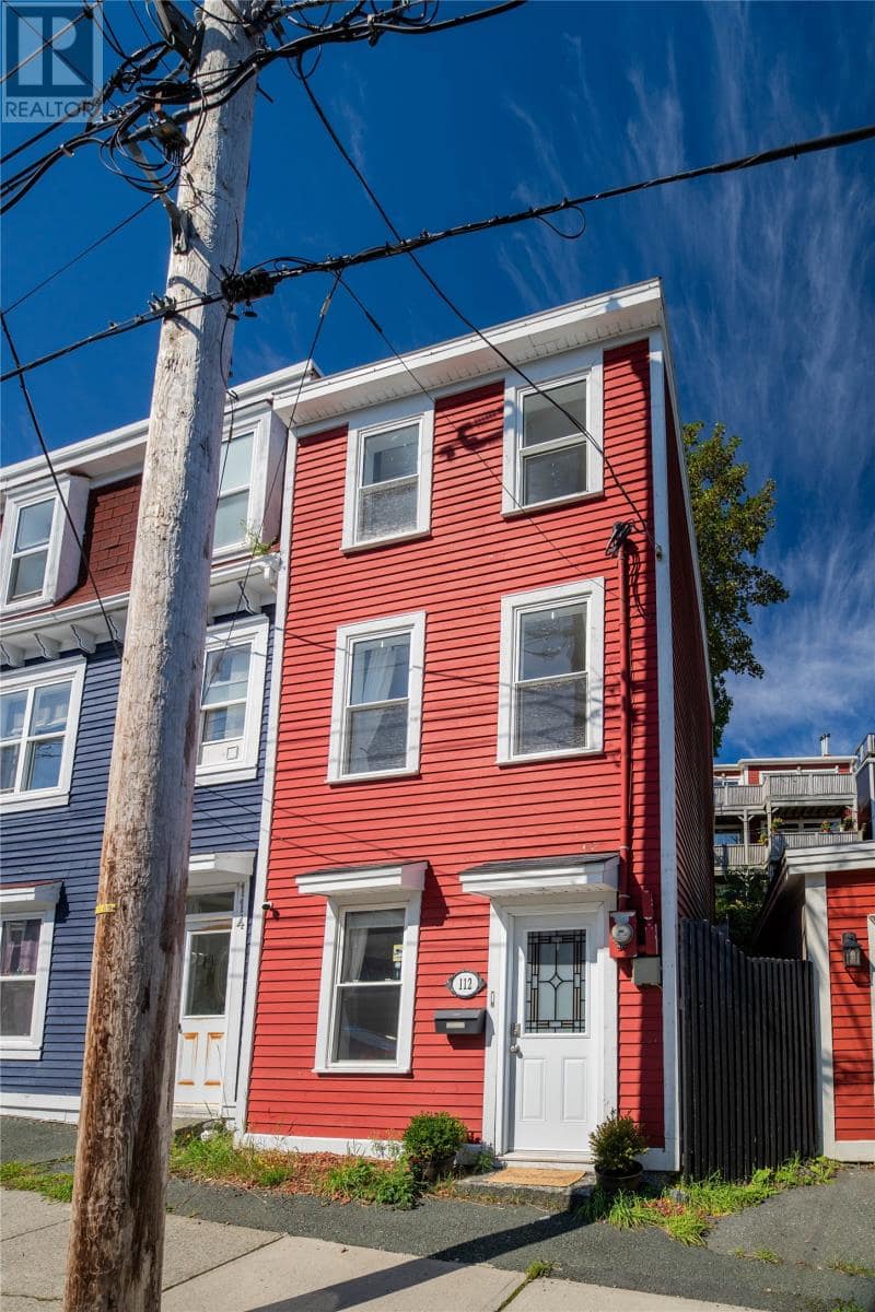 112 Bond Street, photo 1 of 27
