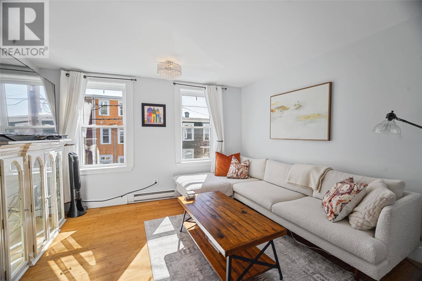 112 Bond Street, photo 13 of 27