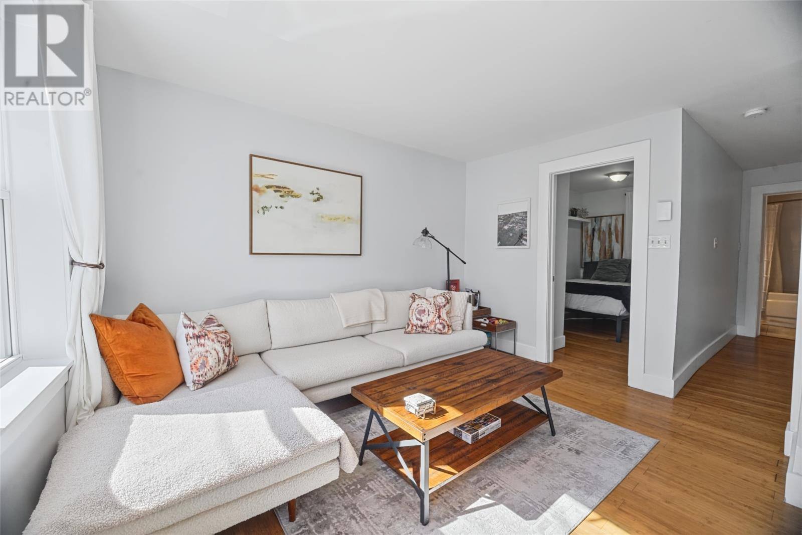 112 Bond Street, photo 14 of 27