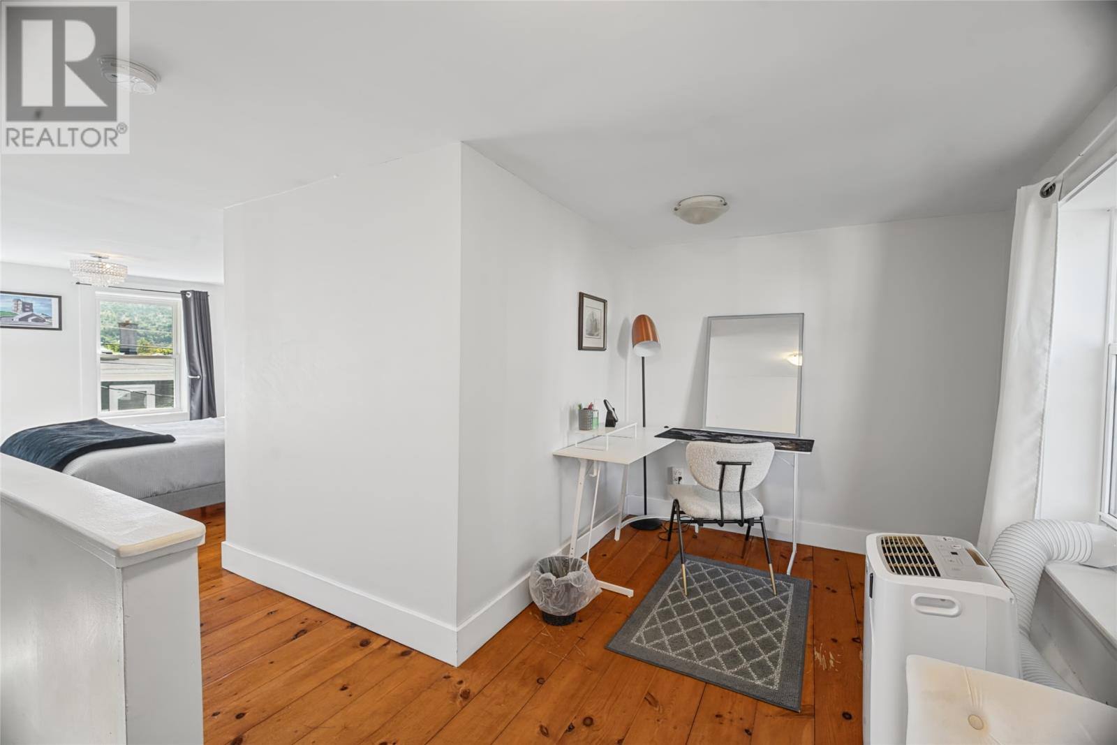 112 Bond Street, photo 19 of 27