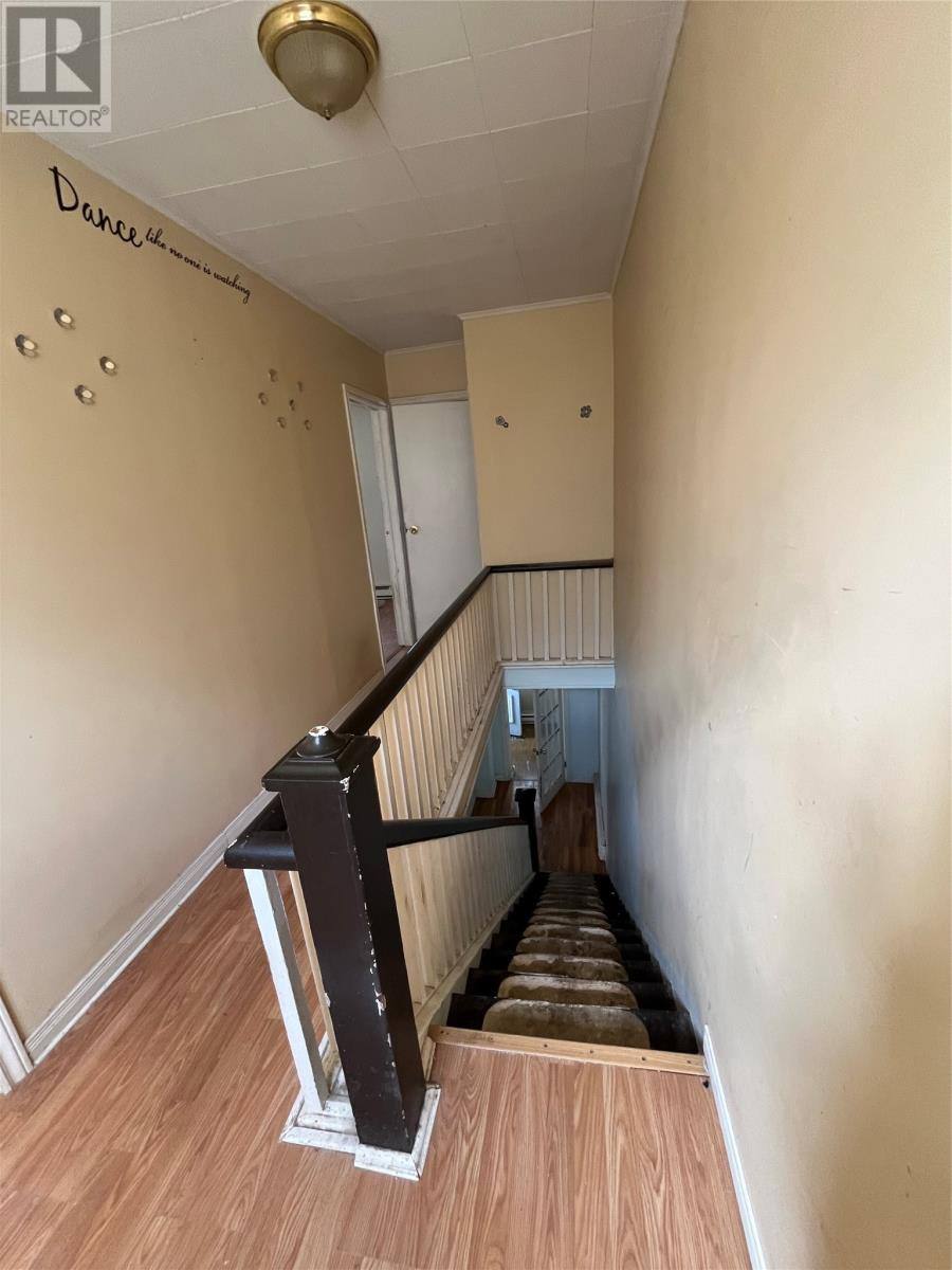 31 Liverpool Avenue, photo 3 of 7
