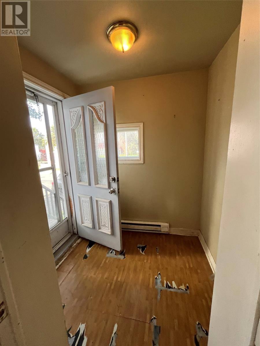 31 Liverpool Avenue, photo 5 of 7